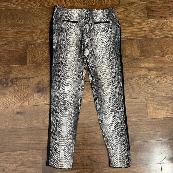 Rebecca Taylor Silk Python Print Drawstring Jogger Pants in Stone - Sz 2 - Picture 5 of 6